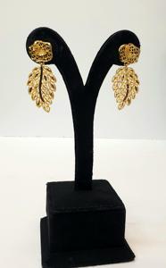 Offre d'usine directe ensemble de bijoux en diamant plaqué or 24K collier de style classique de trois grammes pour les mariages fiançailles vente chaude - Product Image 4