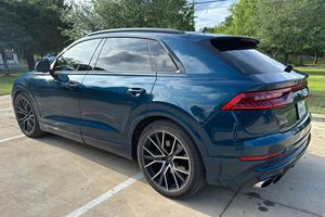 Véhicules d'occasion inspectés et vérifiés 2021 SQ8 Prestige - Product Image 2