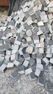 Pavés de basalte noir naturel-Pierre d'extérieur durable et écologique avec un design moderne Prix compétitif et livraison rapide - Product Image 4