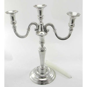 Chandelier en métal et acier inoxydable Design attrayant Décoration de table pour la maison Bougeoir Chandelier au prix de gros - Product Image 6