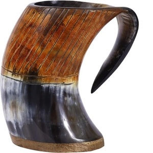 Prix de gros Offre Spéciale tasse à boire en corne de buffle naturelle Viking tasse à boire et à bière qualité chaude avec la meilleure vente - Product Image 1