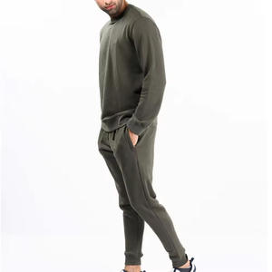 Ventes en gros de survêtements de sport personnalisés avec logo, ensembles de vêtements de sport en coton, sweat-shirts et pantalons de jogging pour hommes - Product Image 3