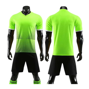 Conjunto de uniforme de fútbol de ropa deportiva más vendido, ropa informal deportiva al por mayor hecha en Pakistán, camiseta de fútbol, camiseta de fútbol - Product Image 5