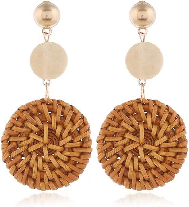 น้ำตาลและขาว