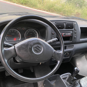 Suzuki Van de 7 Asientos, Transmisión Manual, Faros Halógenos, Neumáticos R16, Asientos de Tela, Motor de Gasolina, Auto Usado - Product Image 3