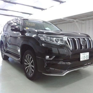 LAND CRUISER PRADO, el mejor LAND CRUISER negro disponible - Product Image 1