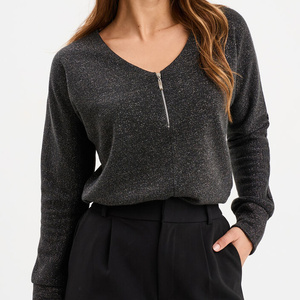 Pull moderne pour femme à épaules tombantes, décontracté, en tissu confortable, fermeture éclair sur le devant, coupe contemporaine, coupe ample, mode d'hiver, facile - Product Image 2