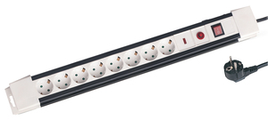 Multipresa con interruttore e protezione, 8 prese, 1,5 metri (GSC 0800798) - Product Image 1