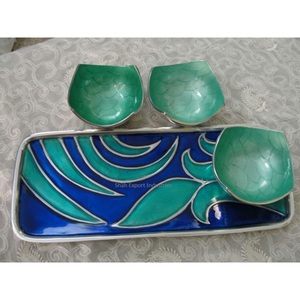 Gran diseño de mesa de Metal, bandeja decorativa para servir alimentos, bandeja para servir bebidas hechas a mano para el hogar y hoteles con Color esmaltado - Product Image 6