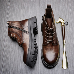 Bottines classiques en daim avec semelle antidérapante et semelle intérieure rembourrée pour femmes, idéales pour le bureau et les réunions professionnelles - Product Image 2