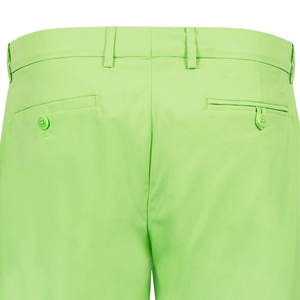 Vêtements d'extérieur pour la saison chaude, avec une sensation légère, shorts de golf pour hommes, conçus pour un mouvement facile et un style décontracté - Product Image 5