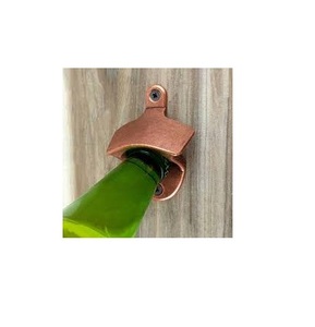 Ouvre-bouteille en laiton de conception à la mode, ouvre-bouteille de vin et de bière en laiton massif personnalisé pour un prix bas - Product Image 2