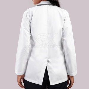 เสื้อกาวน์แพทย์สมัยใหม่ เนื้อผ้านุ่ม สวมใส่สบาย ดีไซน์ใช้งานได้จริง เหมาะสำหรับใส่ในโรงพยาบาลทุกวัน - Product Image 2