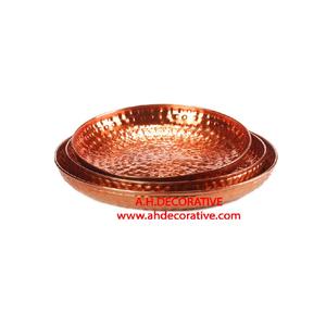 Nouveau plateau de forme ronde en cuivre fini martelé pour fleurs et bols à soupe à vendre - Product Image 6