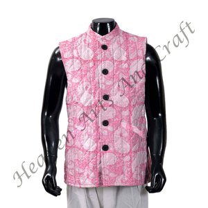 Chaqueta acolchada de algodón con estampado de bloques florales Chaqueta acolchada sin mangas con cuello redondo hecha a mano para hombre Chaqueta acolchada con botón abierto frontal - Product Image 5