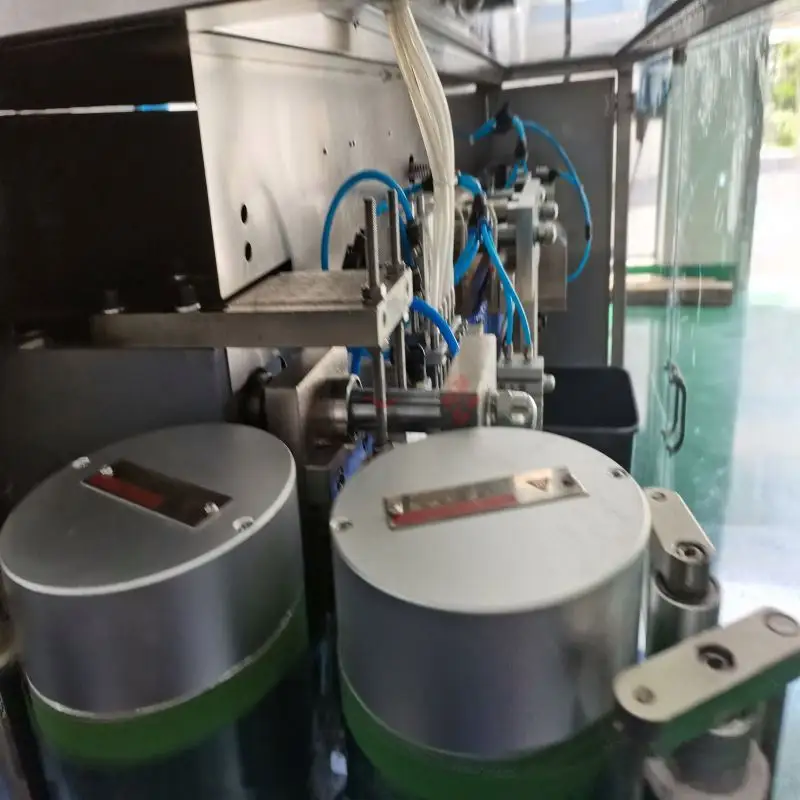 Machines fiables pour la production et le cachetage liquides oraux