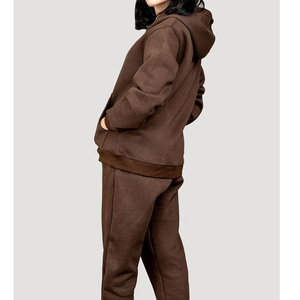 Survêtements de bonne qualité pour femmes, survêtement tendance pour femmes avec logo personnalisé, survêtement léger pour femmes à bas prix - Product Image 6