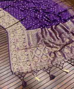 Diseño geométrico elegante Banarasi Saree con detalles de lucha para una elegancia atemporal. ROPA PRENDA - Product Image 5