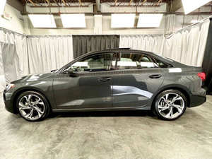 Audi A3 2022 en parfait état - Product Image 3