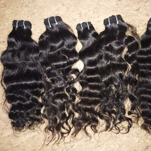 Extensiones de cabello humano de doble trama ondulado 100% ondulado de cuerpo sedoso indio cómodo y elegante con cutícula alineada natural crudo - Product Image 2