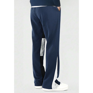Pantalon large empilé personnalisé pour hommes Pantalon de jogging de couleur unie Pantalon de survêtement droit Bootcut Pantalon de survêtement évasé avec logo Pantalon évasé - Product Image 2