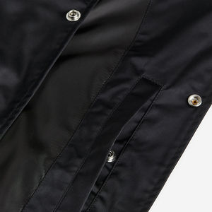 Asequible clásico elegante hombres chaquetas de bombardero para todas las estaciones de alta calidad de los hombres de satén chaqueta de invierno con su logotipo - Product Image 6