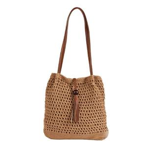 Sac tissé en polyester style ethnique au crochet avec perles en bois et pompon, nouveauté pour femme, style plissé ajouré pour vacances à la plage - Product Image 4