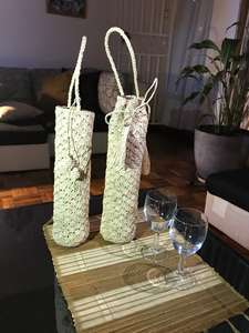 Porta botellas de rafia tejida - Product Image 2