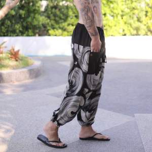 Pantalon Ethnique Décontracté Imprimé avec Poche Pliée Léger 100% Coton Respirant Eco-Friendly Pantalon à Taille Élastique pour l'Exportation - Product Image 1