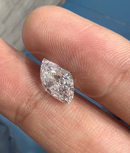 Diamante Suelto de Laboratorio de 1.50 CT, Corte EX, Grado VS, Color EF, Piedra Preciosa Ética para Compromiso, Acabado Pulido, Dureza 10/10, India - Product Image 5