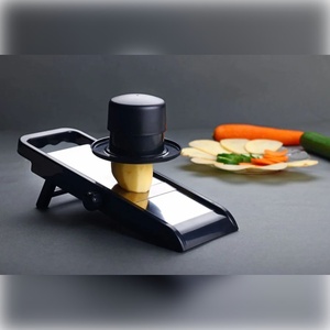 Cortador Manual Ajustable de Patatas, Zanahorias y Cebollas de Plástico para Uso Doméstico en la Cocina, Calidad Premium Hecho en India - Product Image 5