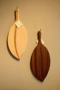 Planche à découper en bois d'acacia et de manguier artisanale avec des tailles personnalisées conçues pour une utilisation élégante à la maison et à l'hôtel Planche à fromage en résine - Product Image 5