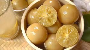 มะนาวดองคุณภาพสูง รสชาติอร่อย จากเวียดนาม หมักด้วยเกลือธรรมชาติ 8-12% ไม่มีสารเคมี บรรจุ 500 กรัม/กระปุก บรรจุภัณฑ์แยกชิ้น ขายส่ง - Product Image 6