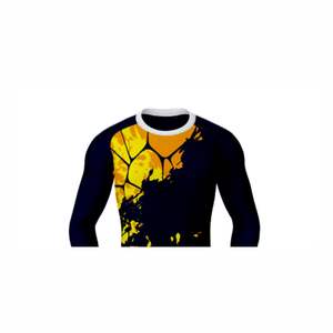 Rash Guard personalizable para unisex Hecho a pedido con características transpirables y de protección UV - Product Image 4
