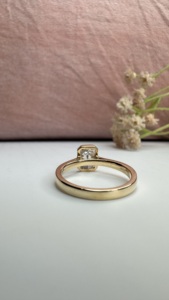 Radiant Cut 1.00 CTW Lab Grown Solitaire Bague de fiançailles en or 14K/18K/IGI certifié plaqué rhodium pour les commandes en gros de la mariée - Product Image 4