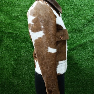 Nueva Chaqueta de Cuero con Pelo, Chaqueta de Cuero Vacuno Hecha a Mano de Primera Calidad, Piel de Vaca Transpirable, Pelo Natural, Estampado de Vaca, Chaqueta de Invierno - Product Image 4