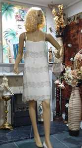 Robe de soirée élégante sans manches décolleté sans bretelles tissu floral Aline Tulle longueur au sol robe de soirée perlée broderie de paillettes sur le devant - Product Image 3