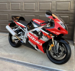 ลดราคาพิเศษ รถมอเตอร์ไซค์ SUZUKIISS GSX-R1000 ปี 2002 วิ่ง 7 พันไมล์ - Product Image 3