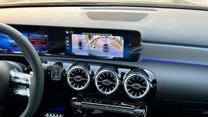 รถใหม่เอี่ยม ปี 2026 เมอร์เซเดส-เบนซ์ เอ-คลาส เอ 200 เอเอ็มจี 199 แรงม้า ซีดาน 5 ที่นั่ง 4 สูบ น้ำมันเบนซิน เกียร์อัตโนมัติ พวงมาลัยซ้าย - Product Image 2