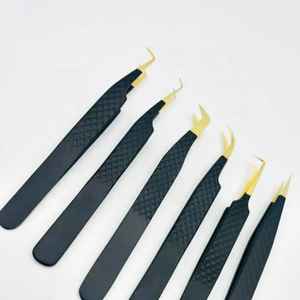 Pinzas de Acero Inoxidable de Marca Privada con Puntas de Fibra Dentadas para Extensiones de Pestañas - Antiestáticas, Color y Logotipo Personalizables - Product Image 1