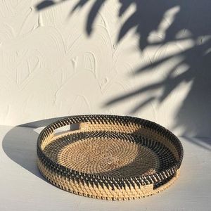 Bandeja de servicio de ratán con forma vietnamita hecha a mano, organizador de maquillaje de frutas desechable ecológico, asas de transporte, característica decorativa - Product Image 2