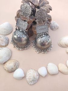 Alloy Metal <b>Black</b> Polish Designer Lightweight <b>Earring</b> <b>For</b> Girl And <b>Women</b> Dandiya And Navratri <b>Earrings</b> Ideal <b>For</b> All Occasions - Product Image 3