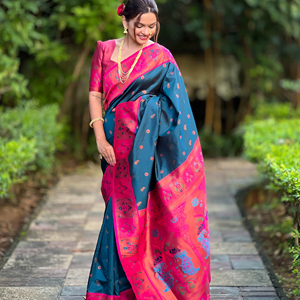 Nouvelle collection de sari en soie douce Pethani avec tissage Zari complexe et vêtements indiens et pakistanais Rich Pallu Design - Product Image 1