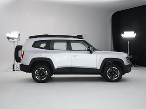 SUV hybride d'occasion 2024 1.5T essence électrique propulsion arrière automatique conduite à gauche véhicule à énergie nouvelle - Product Image 3