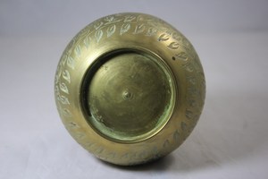 Florero de aluminio artesanal único con revestimiento de latón y patrón de diseño para regalo y Decoración Para precio de venta de exportación - Product Image 6