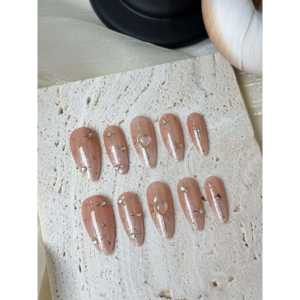 Ongles artificiels Golden Mocha Glow - Product Image 1
