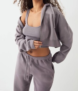 Conjunto de Sudadera Corta con Capucha y Cremallera de Felpa Premium y Pantalones Deportivos de Pierna Ancha, Chándal para Mujer con Logotipo Personalizado para Producción al por Mayor OEM ODM - Product Image 6