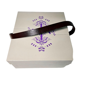 Boîte cadeau personnalisée de couleur claire avec poignée en cuir à motif violet et diviseur intérieur Boîte en papier rigide de luxe pour ensemble de tasses à café - Product Image 6