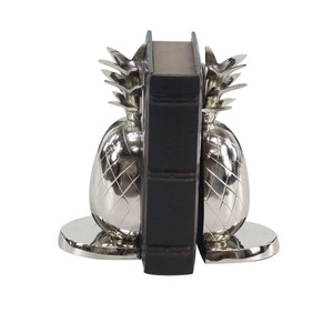 Sujetalibros de metal cortados con láser personalizados con diseño personalizado que hacen un regalo único y memorable para lectores y coleccionistas - Product Image 4