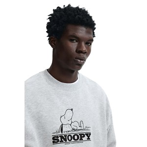 Sudadera de Algodón con Forro Polar para Hombre, Cuello Redondo, Corte Regular, Diseño de Logotipo Bordado Personalizado, Estilo Invernal de Alta Calidad - Product Image 3